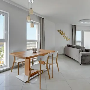 https://downtown-apartments-letnica-towers.gdanskhotel.org