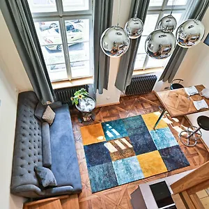 Nebovidy Ii - Air Conditioning - Historic Center Apartment