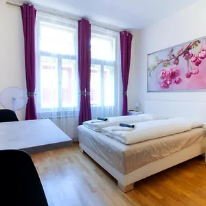 Bouquet Apartment