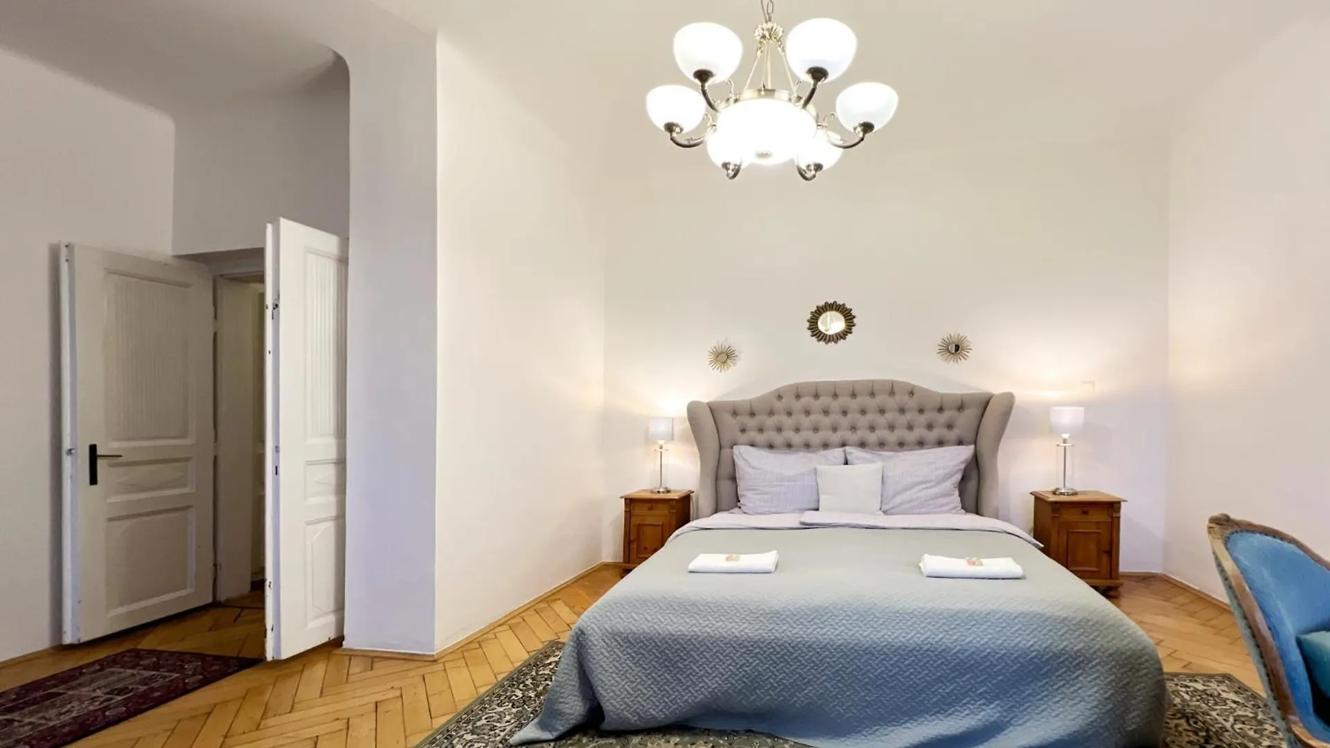 Residence Charles Bridge Prága Apartman