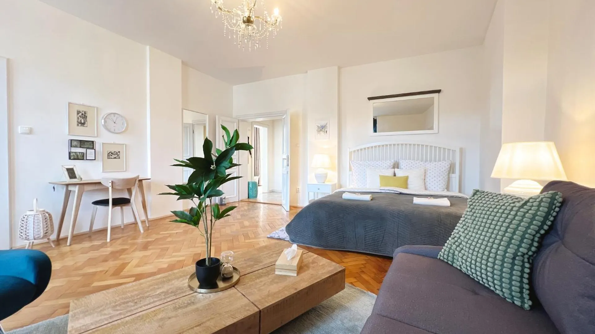 Residence Charles Bridge Prága Apartman