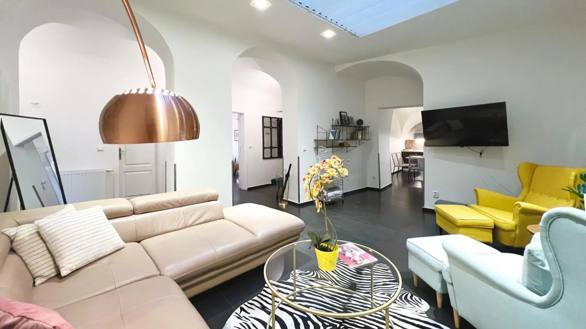 פראג Residence Charles Bridge 0*,  צ'כיה